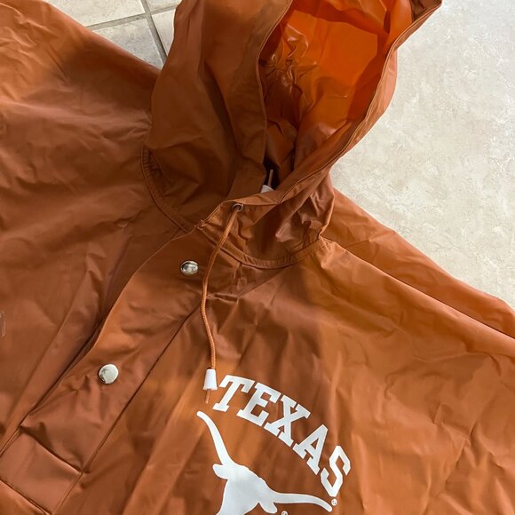Storm Duds Texas Longhorns Heavy Weight Adult Adjustable Hood PVC Rain Poncho - Picture 4 of 6